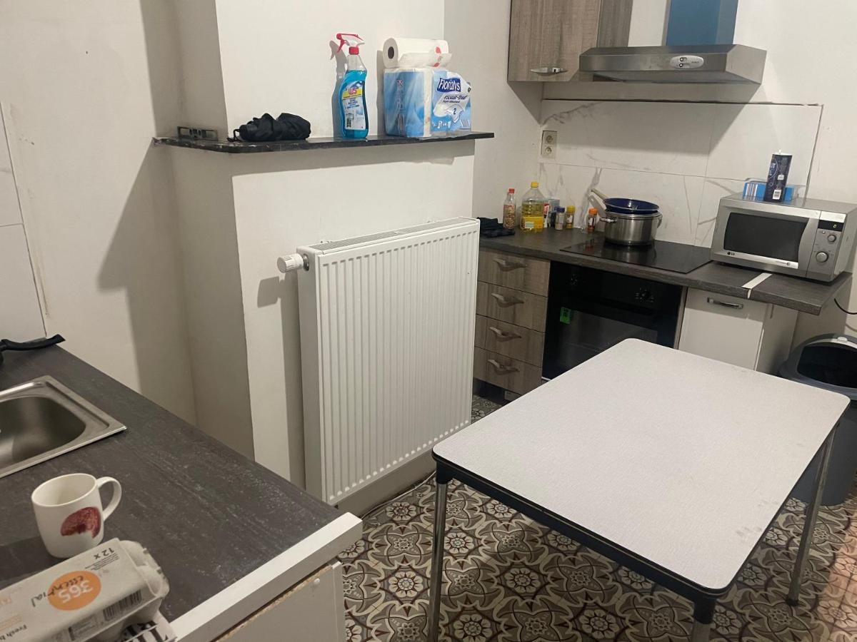 Belle appartement sur liège Extérieur photo